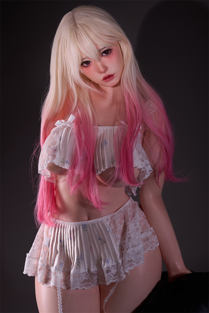 绯夜02：165CM F罩杯白色蕾丝裙少女